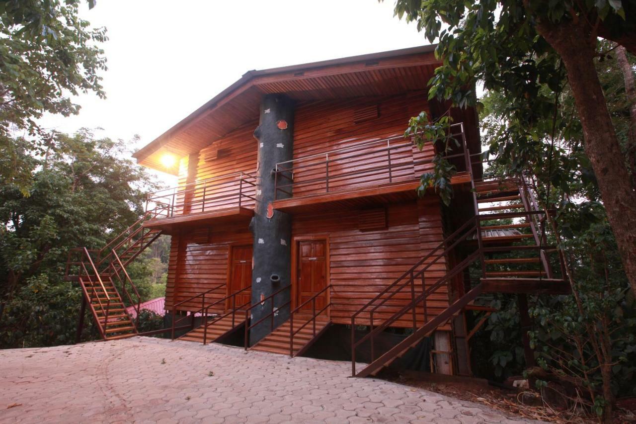 Eagle Eye Resorts Sangameswarpet 外观 照片