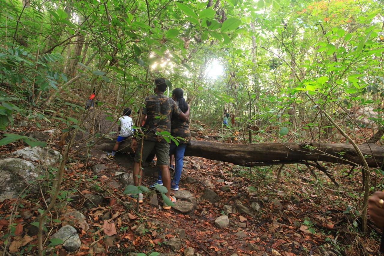Eagle Eye Resorts Sangameswarpet 外观 照片